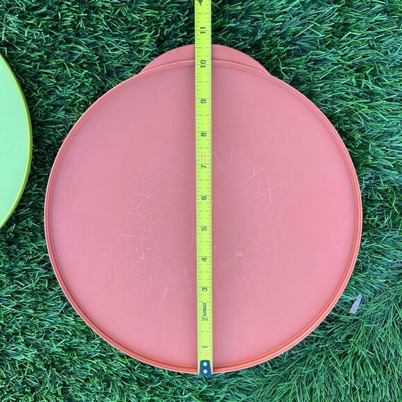 Tupperware Round Lids Set of 3 | 3092B-1, 3094B-2, 3096B-5 - Picture 3 of 8